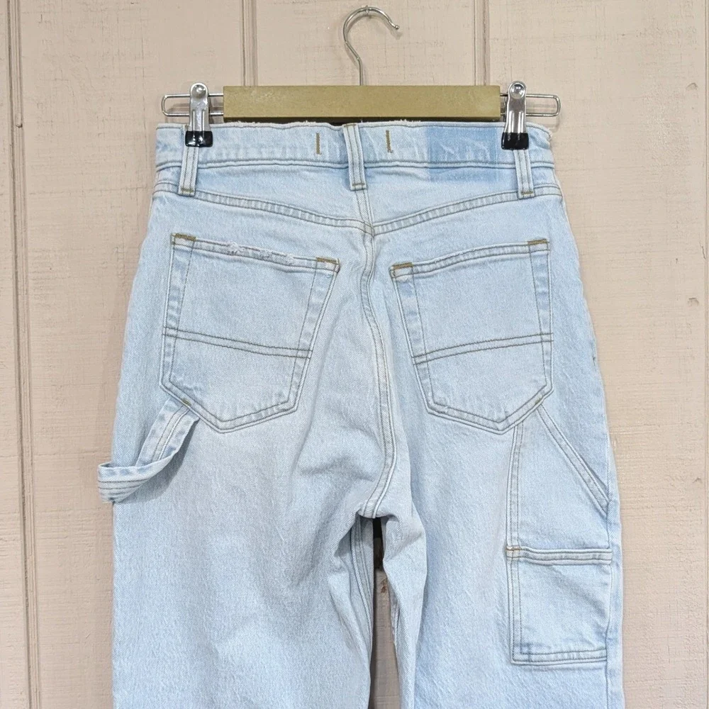 Abercrombie Curve Love 90s Straight Ultra High Rise Carpenter Jeans Light Wash - Picture 6 of 10